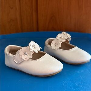 Sugar White Baby Shoes with Floral Accents